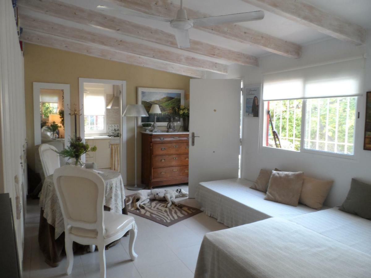 Casa Con Jardin Frente Playa De Hébergement de vacances
