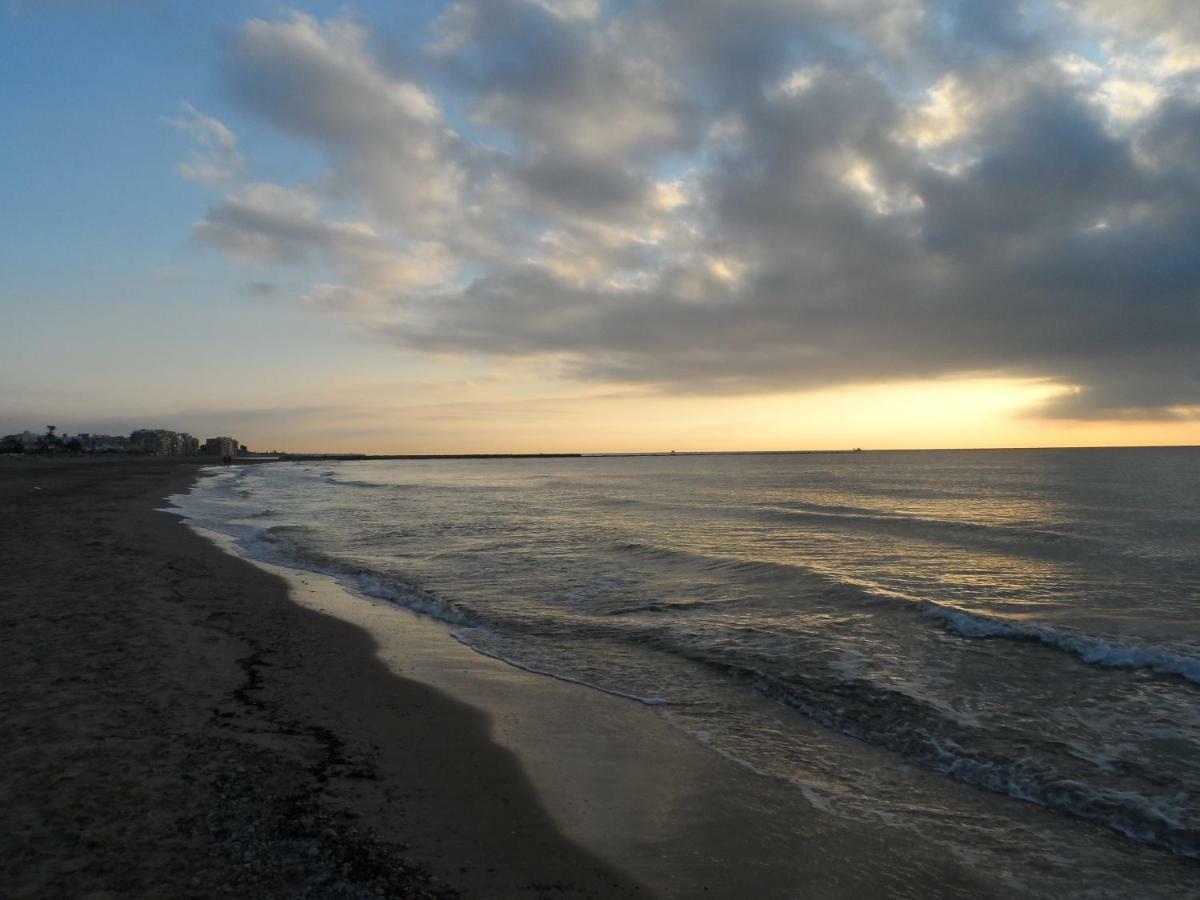 Holiday home Casa Con Jardin Frente Playa De Burriana